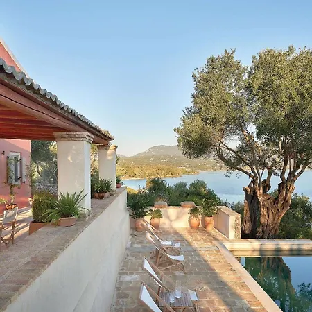 리조트 코르푸 임페리얼, 그레코텔 익스클루시브 리조트 Limni (Corfu)