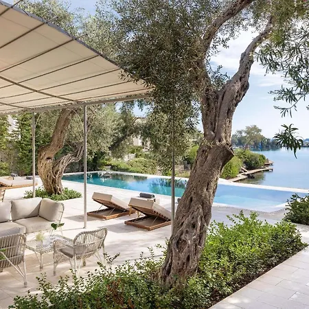 Corfu Imperial, A To Live