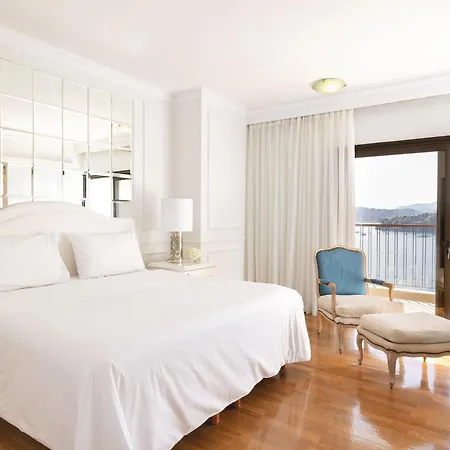 코르푸 임페리얼, 그레코텔 익스클루시브 리조트 리조트 Limni (Corfu)