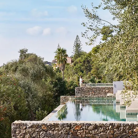 코르푸 임페리얼, 그레코텔 익스클루시브 리조트 5* Limni (Corfu)